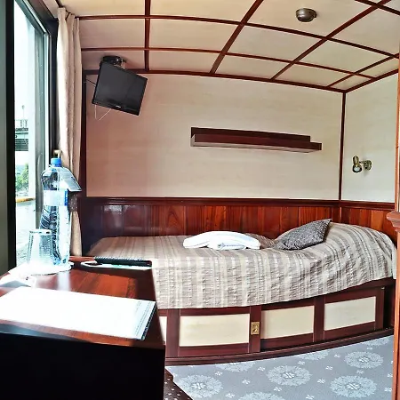 Florentina Boat 4*