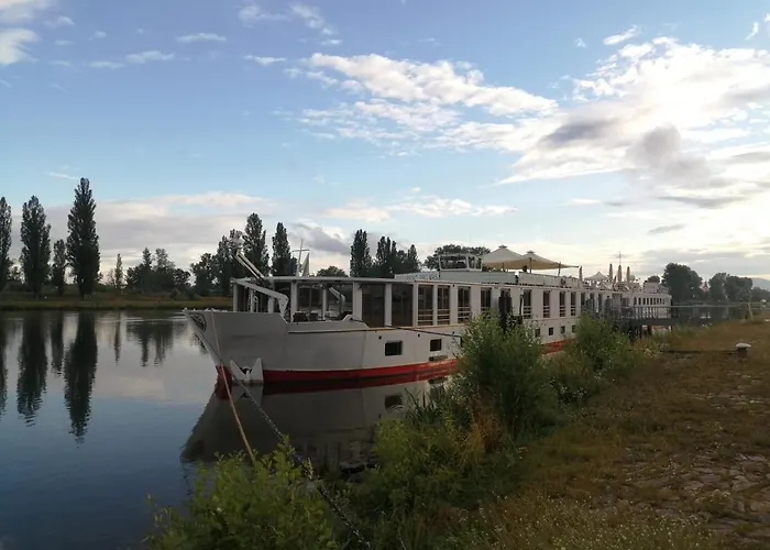 Florentina Boat מלון 4*