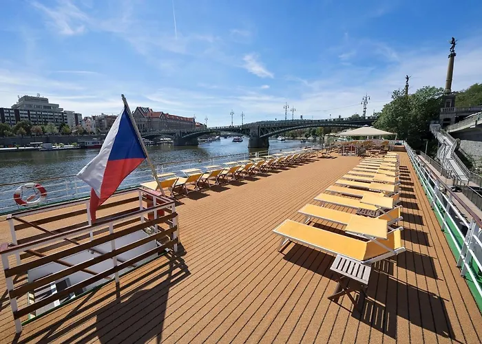 מלון Florentina Boat 4*